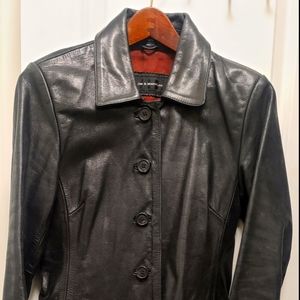 Leather 100%